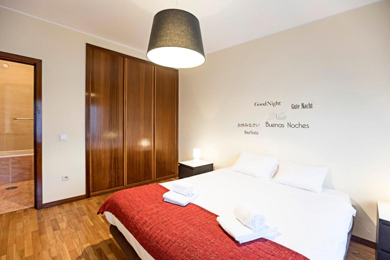 Spacious 2Br Flat In Gaia By Lovelystay Vila Nova de Gaia Exterior foto